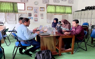 MTsN 10 Kuningan Gandeng Belajarku.id Laksanakan Pendampingan Digitalisasi Manajemen Madrasah