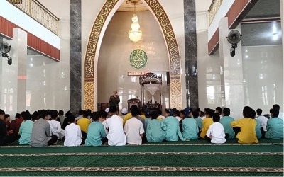Meneladani Akhlak Rasulullah, MTsN 10 Kuningan Gelar Maulid Nabi Muhammad SAW