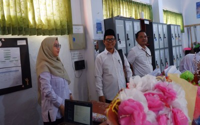 MTsN 10 Kuningan Jadi Rujukan Studi Tiru Kelas Digital MTsN 4 Sukabumi